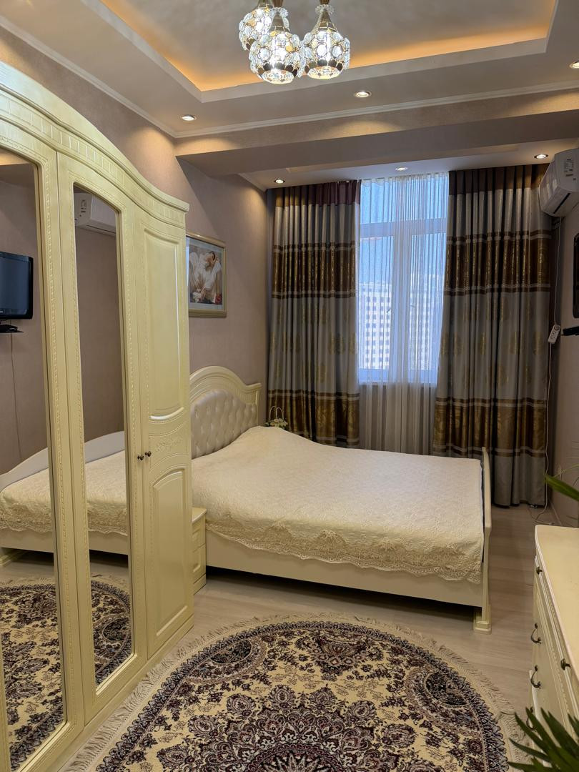 Сдам, Квартира, г. Душанбе, Шохмансур, Садбарг, цена 7 000 Сдам, Квартира, г. Душанбе, Шохмансур, Садбарг, цена 7 000