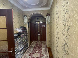 
                         c. Dushanbe, Sino                                            
